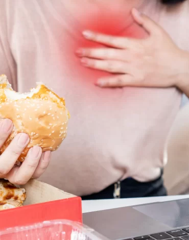 Mide Yanması – Gastrit ve Reflü Olanlar İçin Yasaklı Besinler